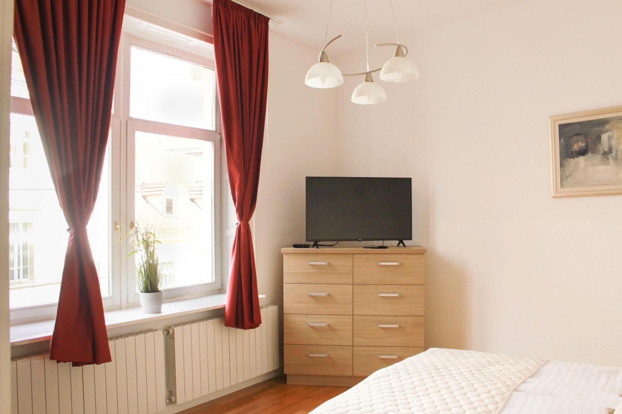 Apartment Korina - City Center Загреб Екстериор снимка